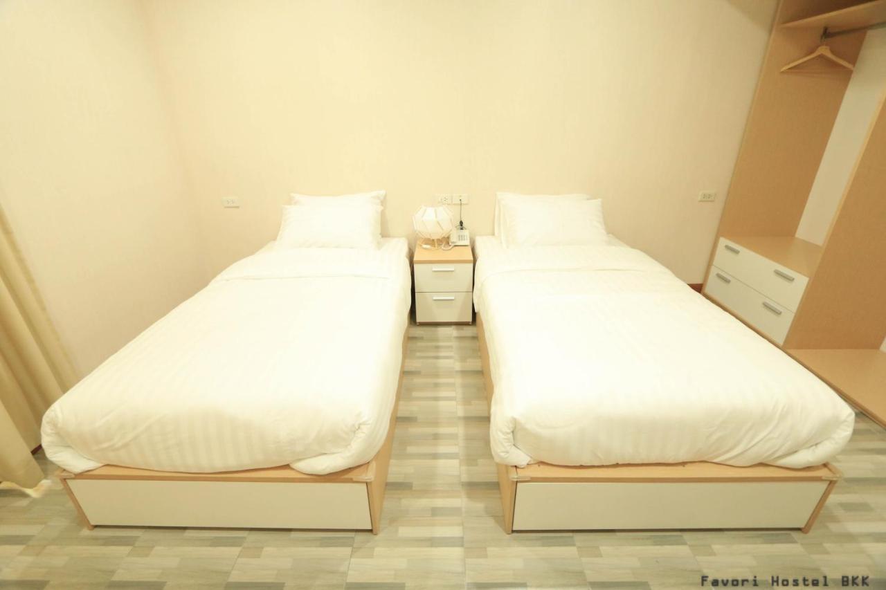 Favori Hostel Bangkok Surawong エクステリア 写真